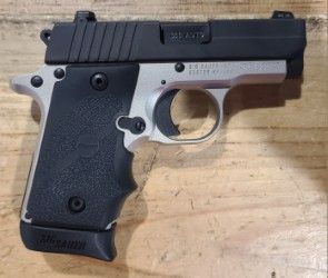 *USED* SIG SAUER P238 2.75" 7+1 SEMI-AUTO .380 AUTO PISTOL, BLK/STNLS, COMES W/ 2 MAGS, HOLSTER, ORIGINAL CASE