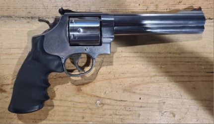 *CONS* SMITH &amp; WESSON 629-4 6.5" 6 SHOT .44 MAGNUM REVOLVER, BLK/STNLS, COMES W/ SPEED LOADER, ORIGINAL CASE