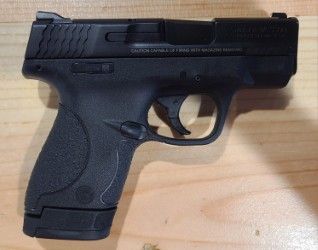 *USED* SMITH &amp; WESSON M&amp;P 9 SHIELD 3" 8+1 SEMI-AUTO 9MM PISTOL, BLK, COMES W/ 2 MAGS, NO BOX