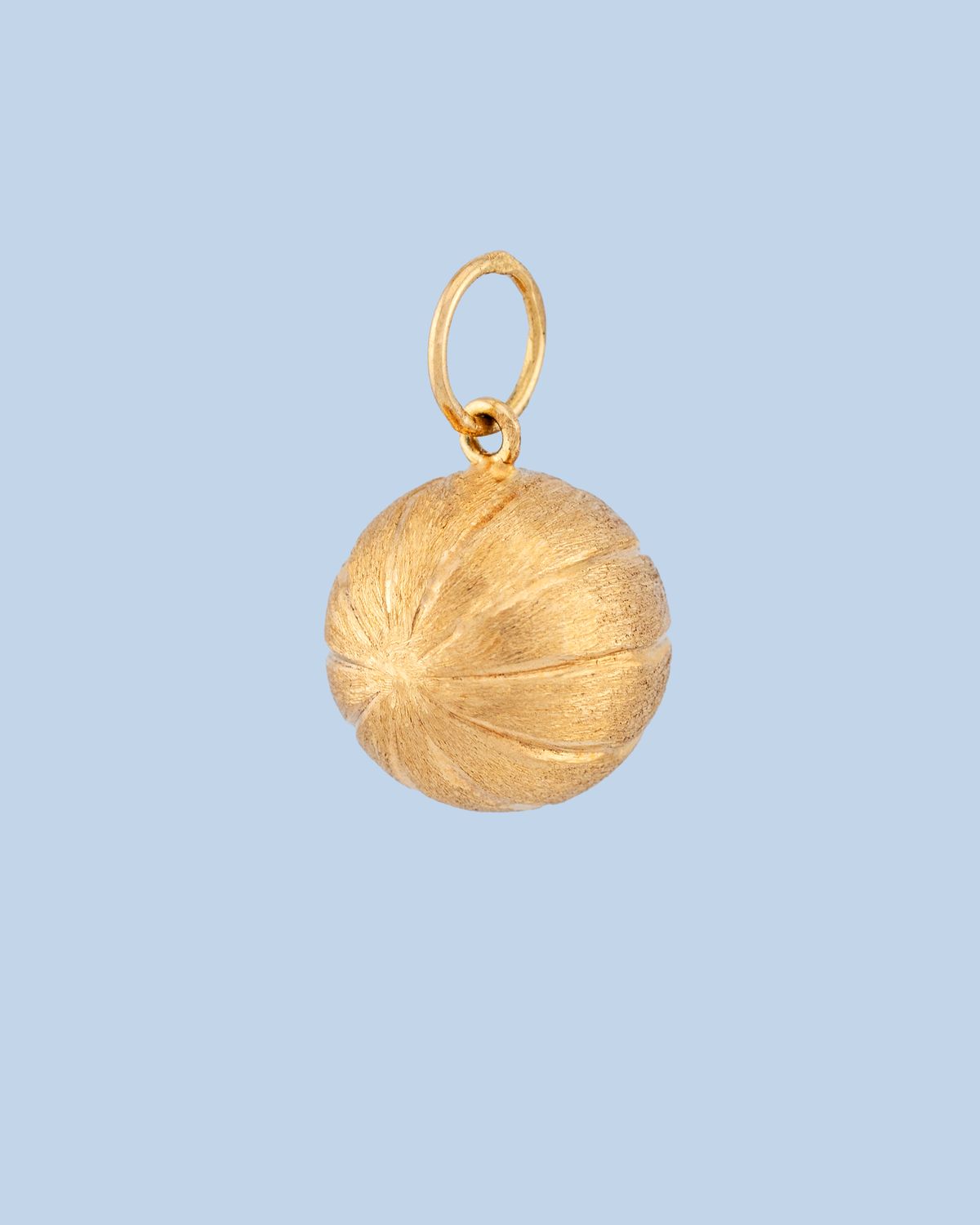 Dije Pelota Basquet 14k
Diámetro 11mm
Peso 0.85g