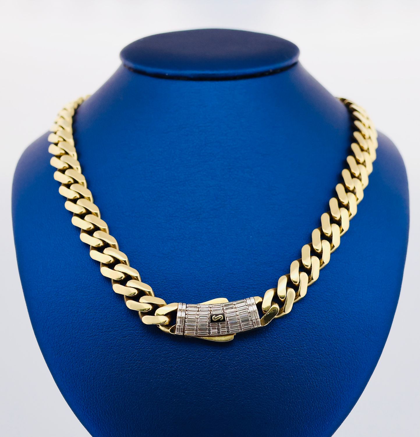 Cadena Monaco cierre Baguette 10k
Dimensiones 22