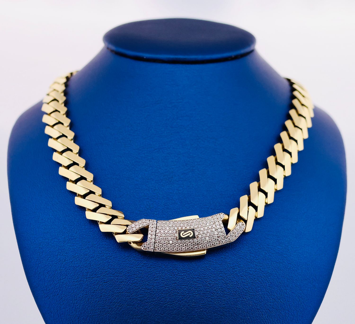 Cadena Monaco Edge 10k
Dimensiones 21