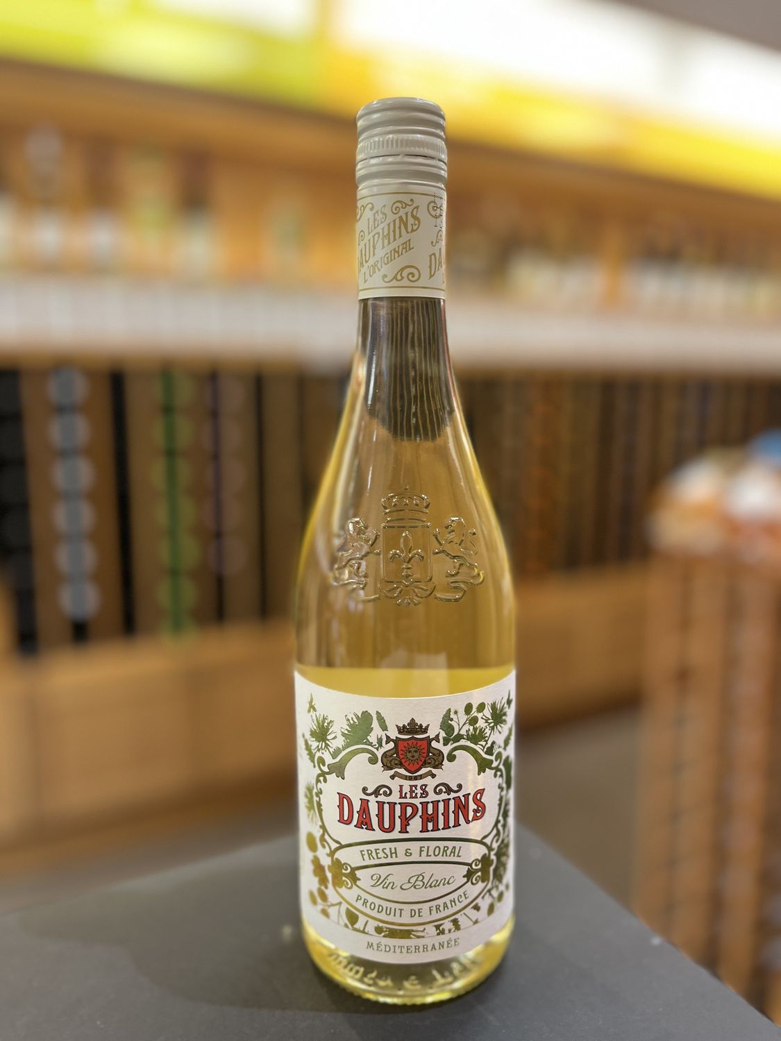 Les Dauphins Rhone Blanc SUSTAINABLE