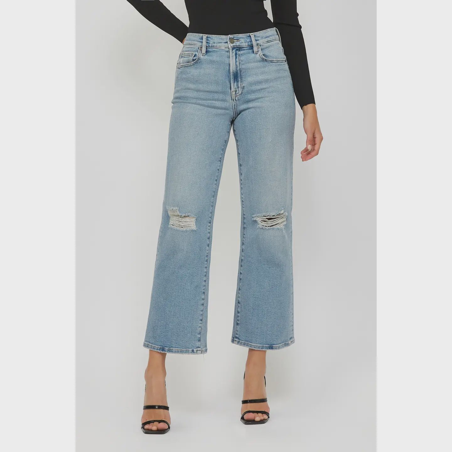 Logan Distressed Stretch Dad Jean- MEDIUM LIGHT