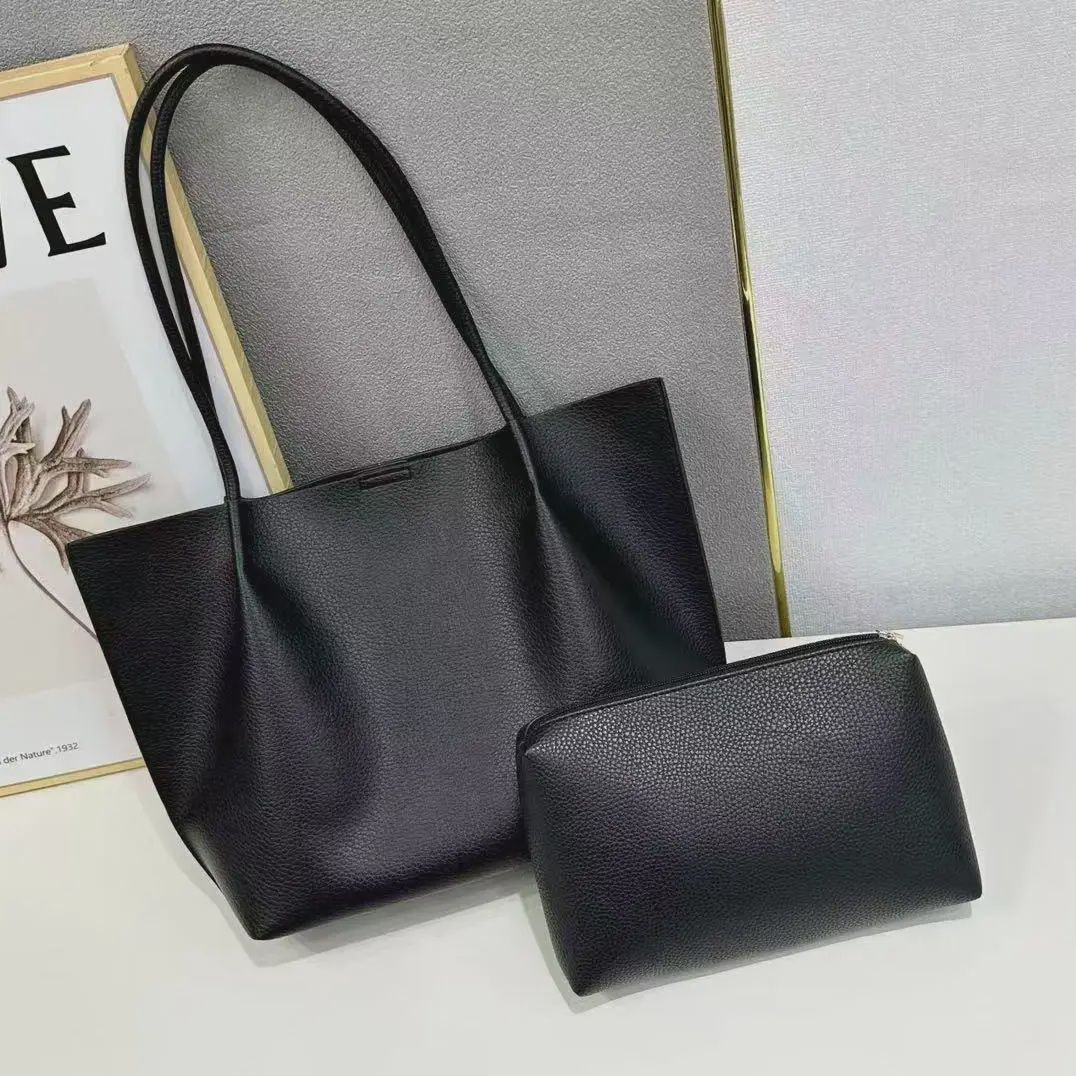 Leather Tote w/Cosmetic Pouch - BLACK