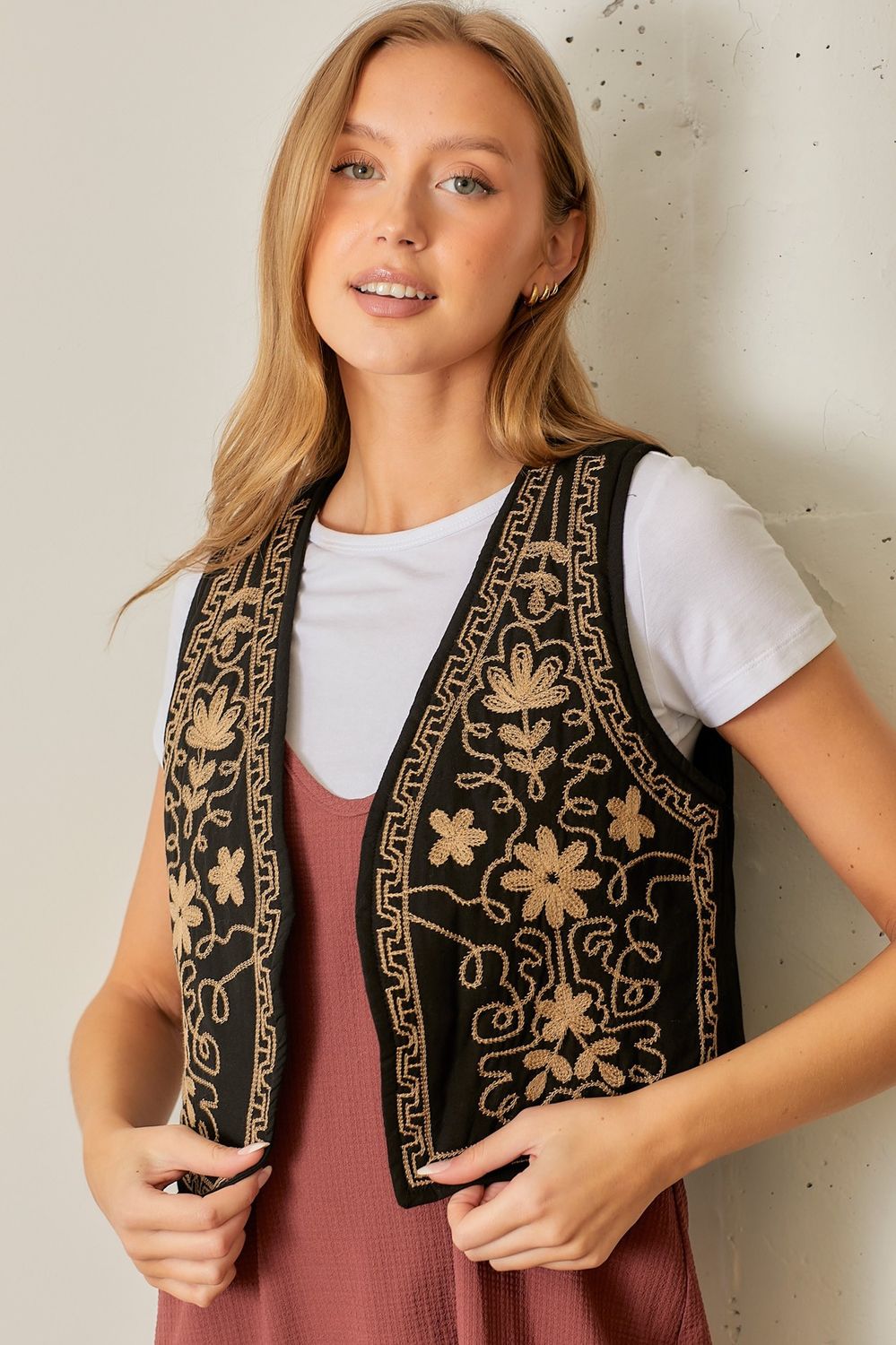 Embroidered Vest - BLACK