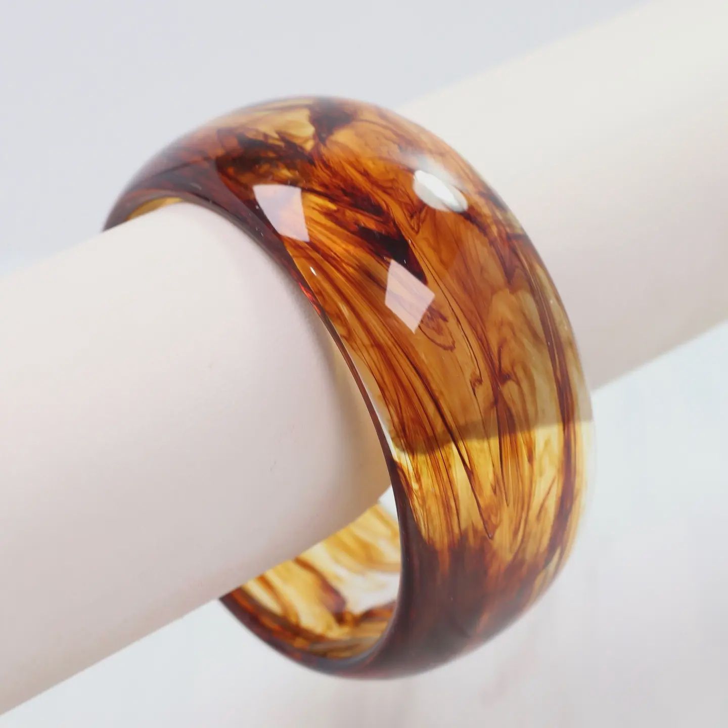 Carole Tortoise Bangle