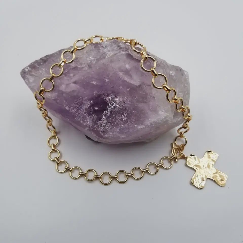 Hammered Cross Toggle Necklace - GOLD