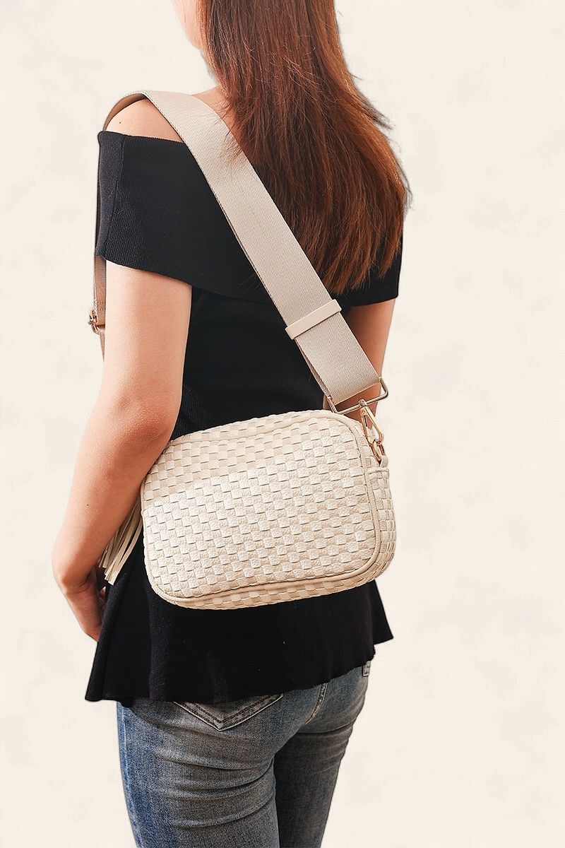 Woven Camera Bag - BEIGE CHECK