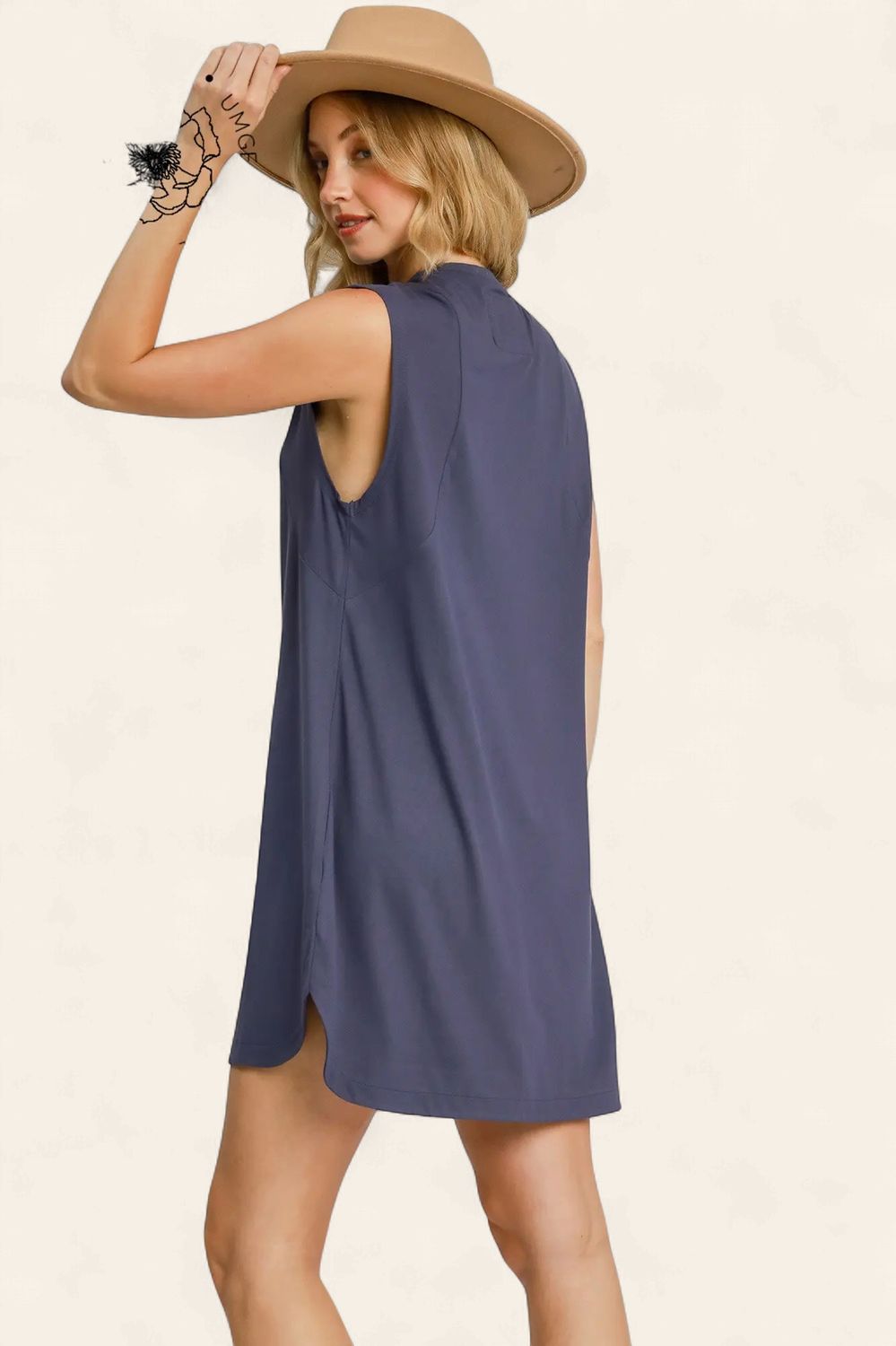 The Dana Crewneck Dress - NAVY