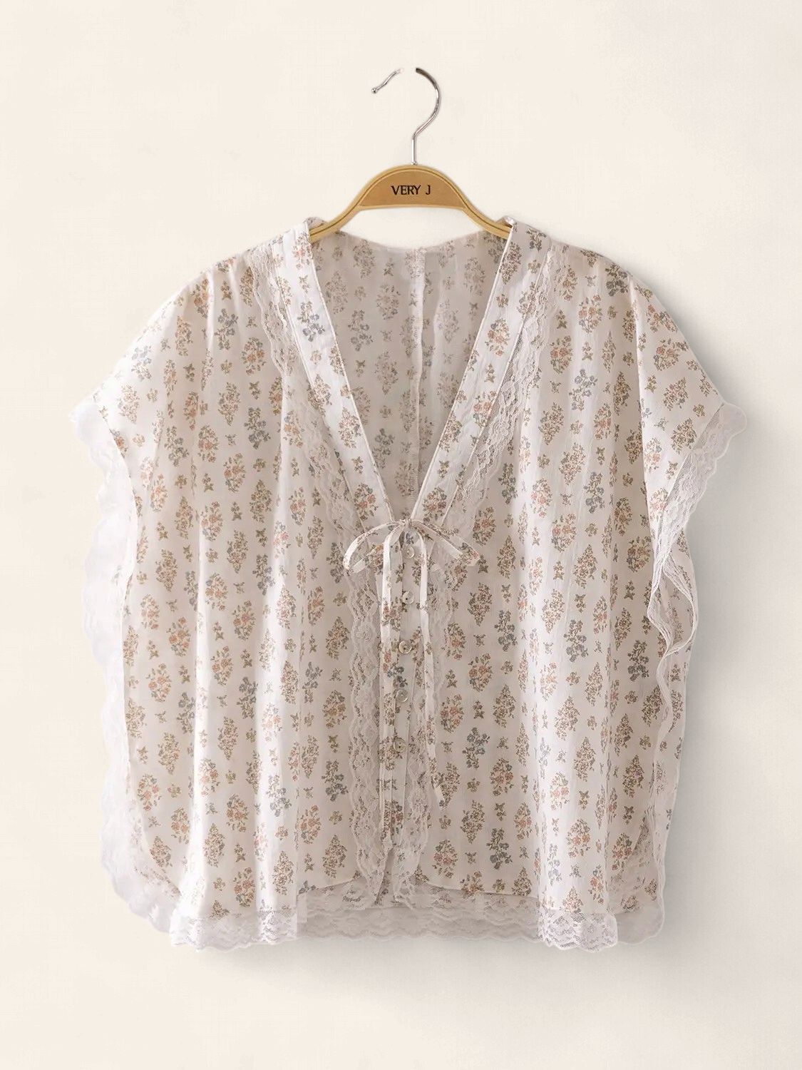 Daphne Romantic Floral Top - WHITE