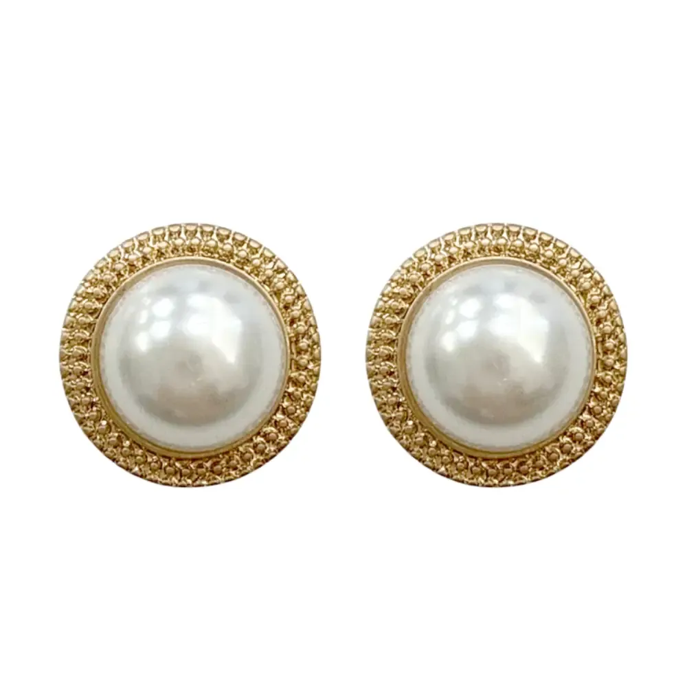 Chateau Pearl Studs