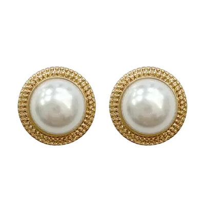 Chateau Pearl Studs