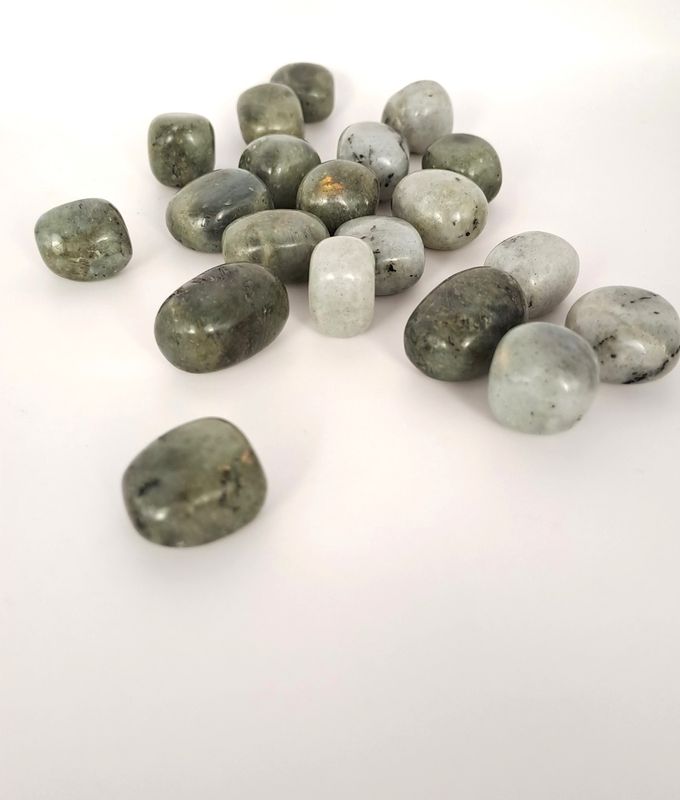 Pierre roulée Labradorite : Inspiration, intuition, protection