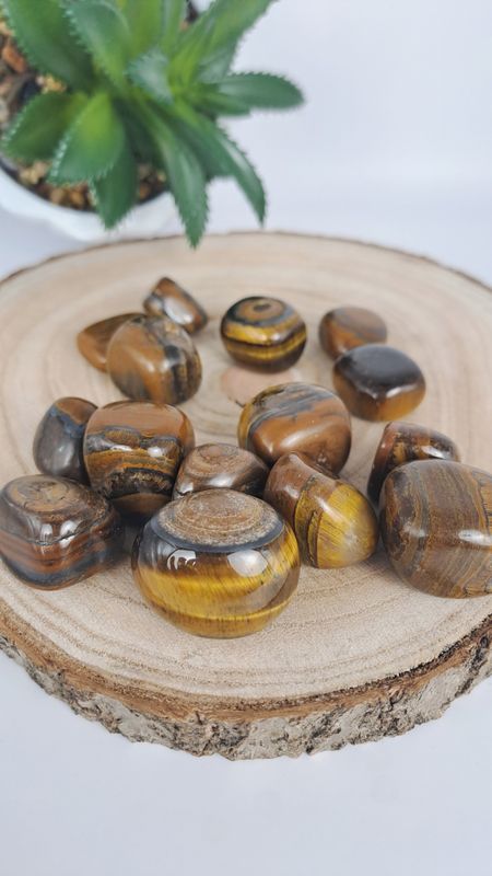 Pierre roulée Œil de tigre "AB": Réconfort, protection, courage