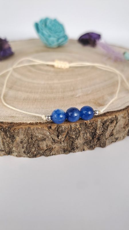 Bracelet cordon 3 perles Kyanite bleu 6mm- Calme, tranquillité
