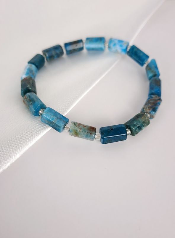 Bracelet  Apatite bleue 8mm - Communication, méditation