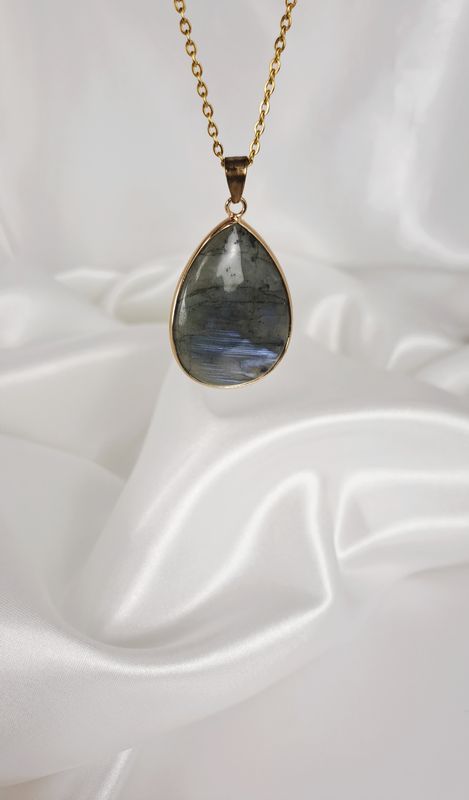 Pendentif Labradorite "Forme goutte" - Intuition, Protection