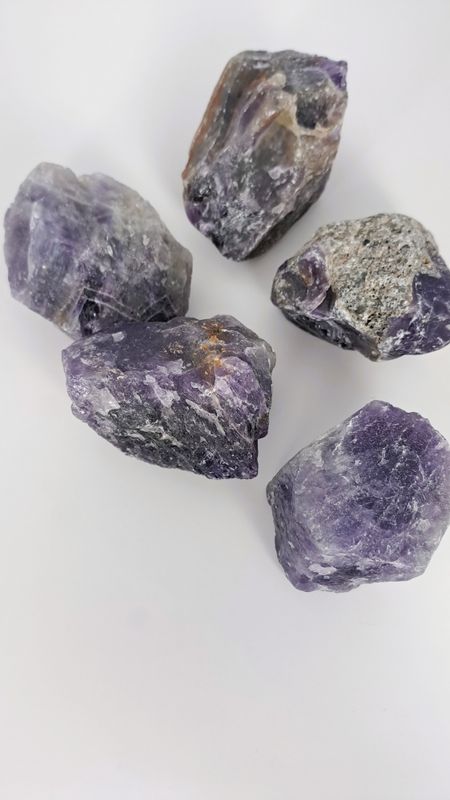 Améthyste "brute A" taille M entre 125-170g