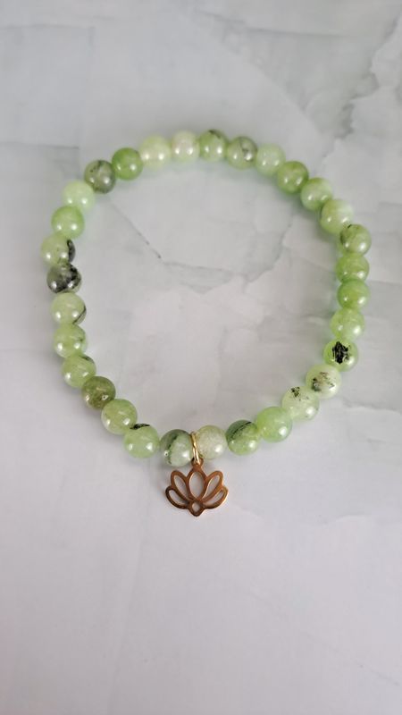 Bracelet Prehnite 6mm - Douceur et sérénité