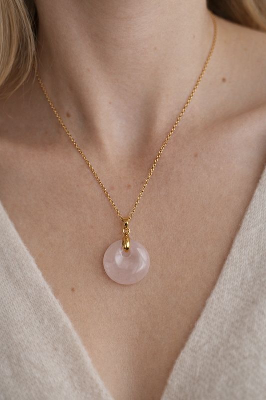 Collier Quartz Rose rond - Acier inoxydable doré