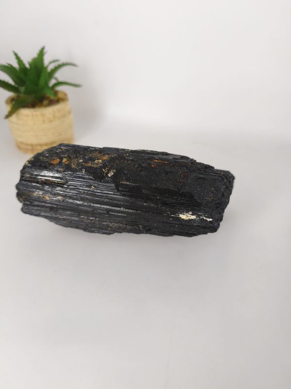 Tourmaline Noire " brute A"