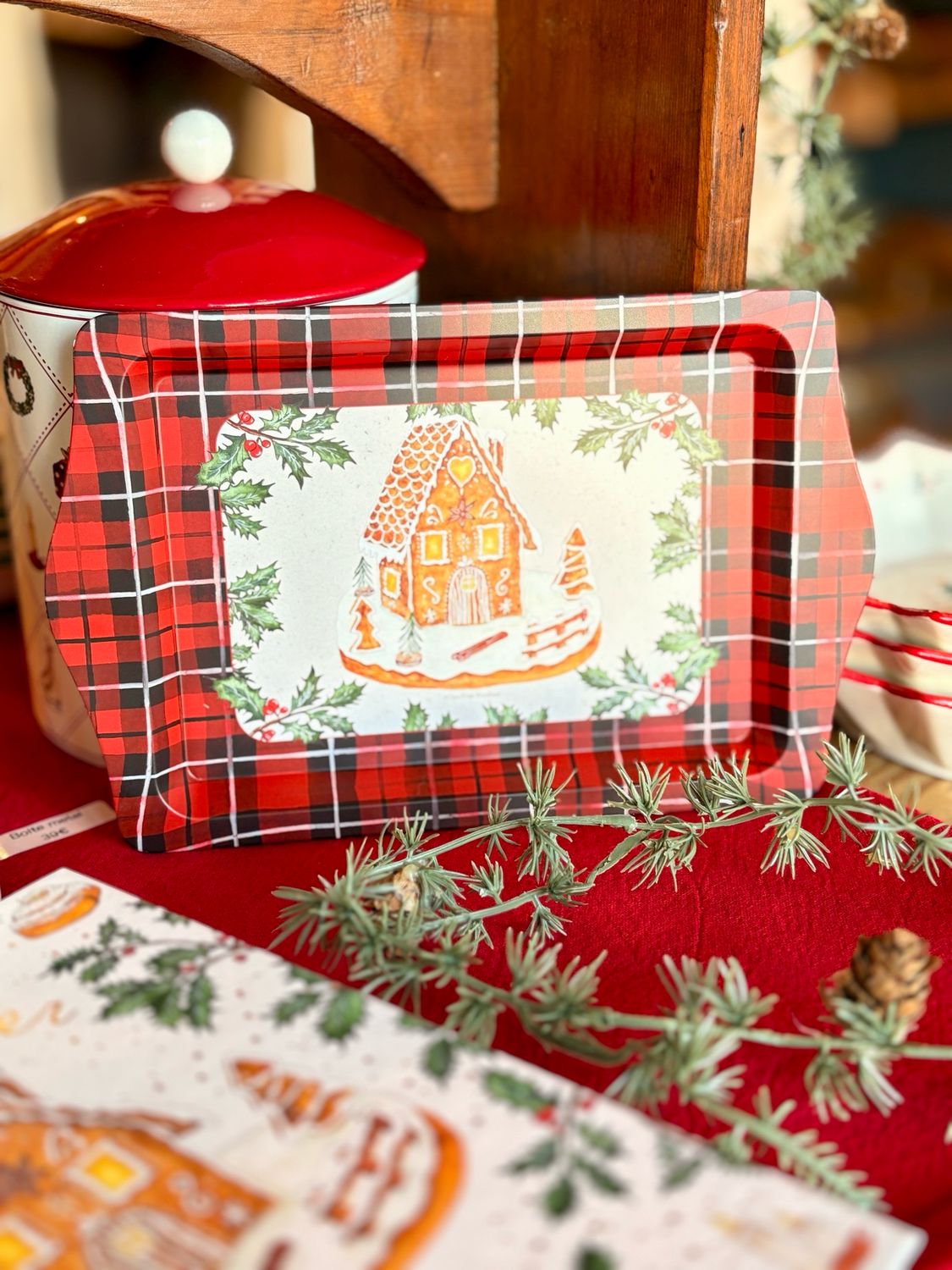 Plateau maison pain d’épices Caro from Woodland