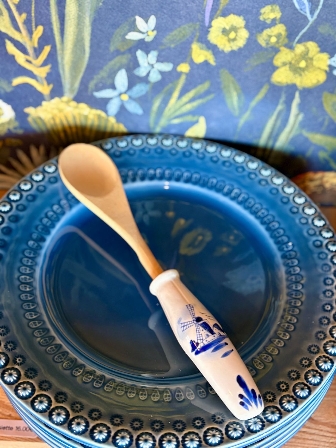 Cuillère en bois décor Delft