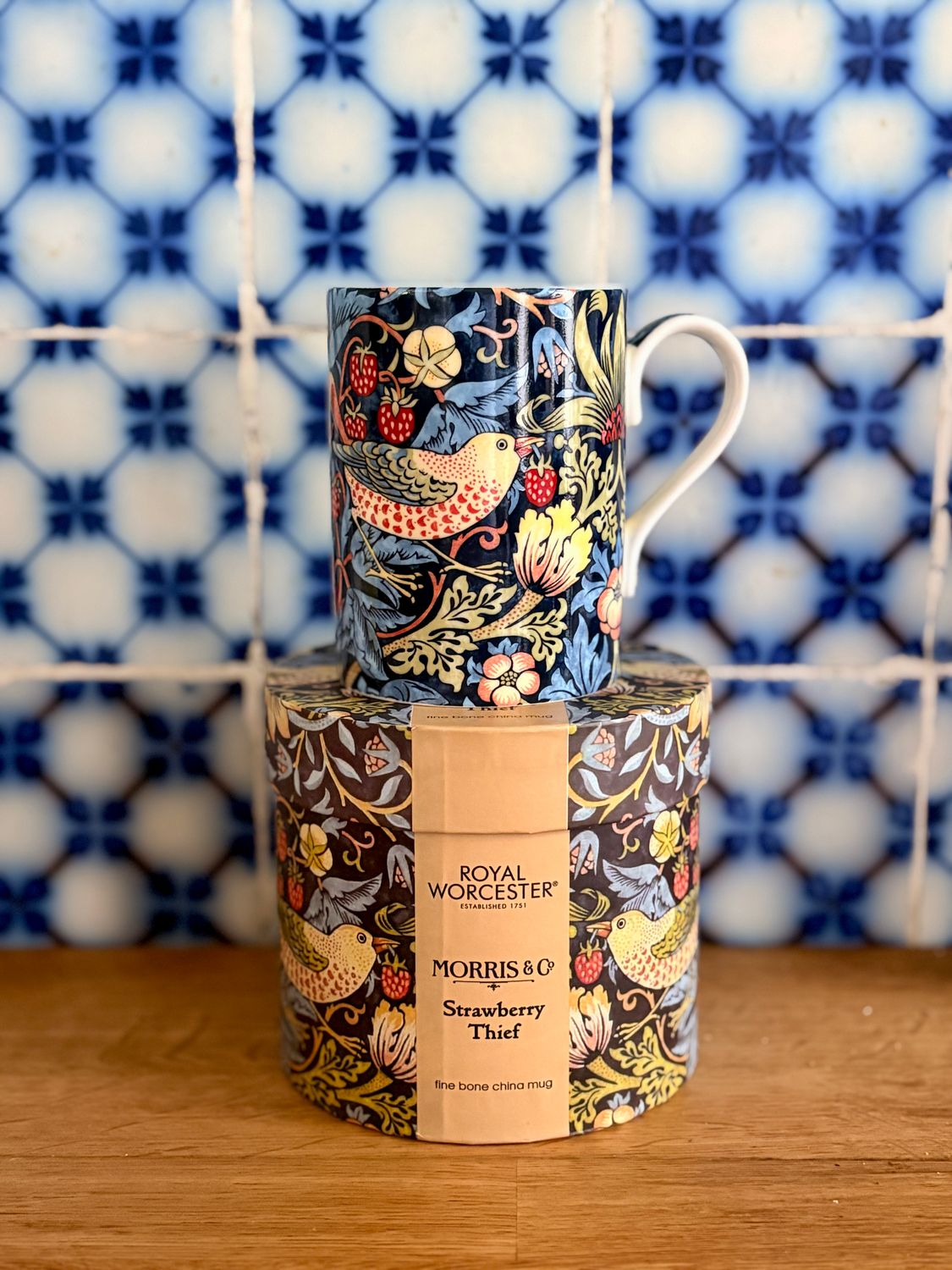 Mug Strawberry Thief