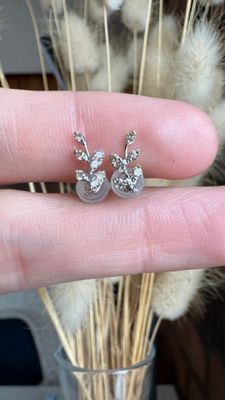 0.20ct Leaves Stud White Gold