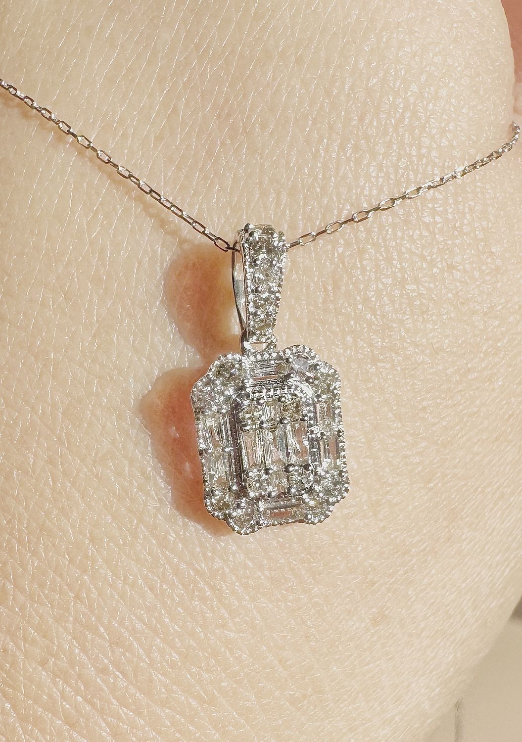 0.30 ct Amelia Rectangle Pendant