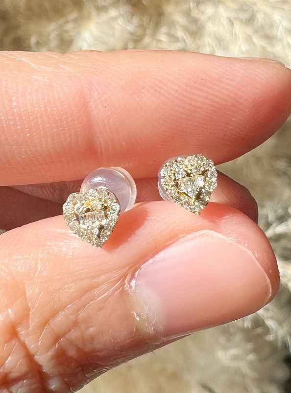 0.16 ct Selena Heart Chip Stud YG
