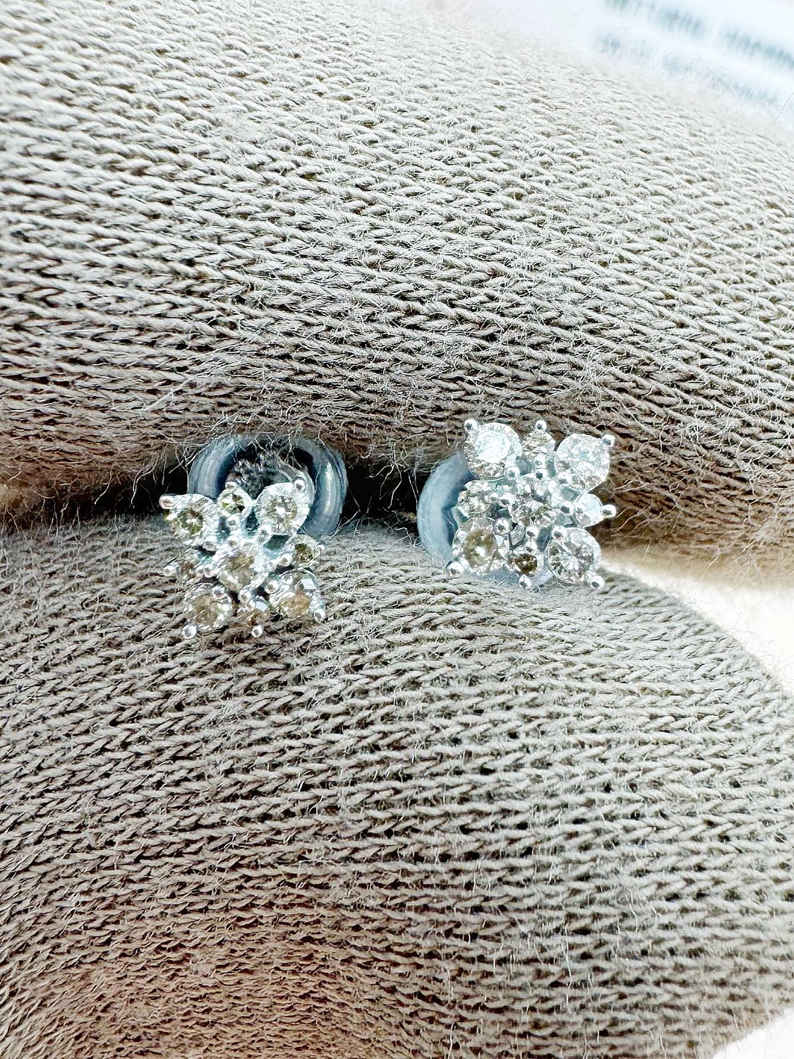 0.20 ct Nena Rositas Stud WG