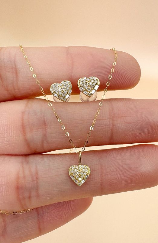 0.24 tcw Lina Heart Set Yg