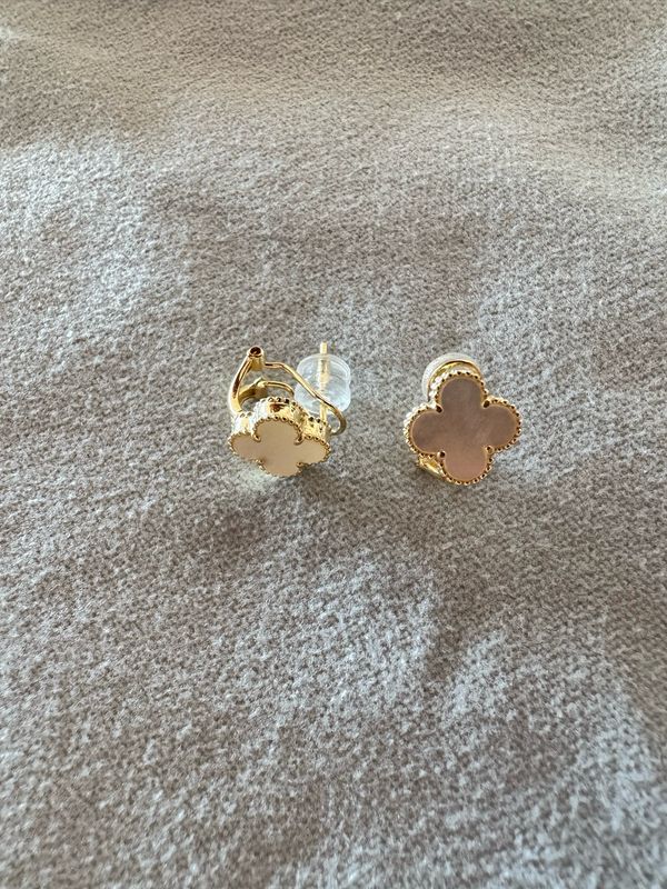 White VCA Clip earrings