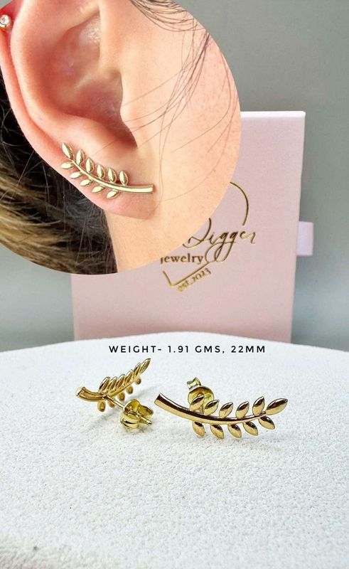 Leaves Ear crawler Stud
