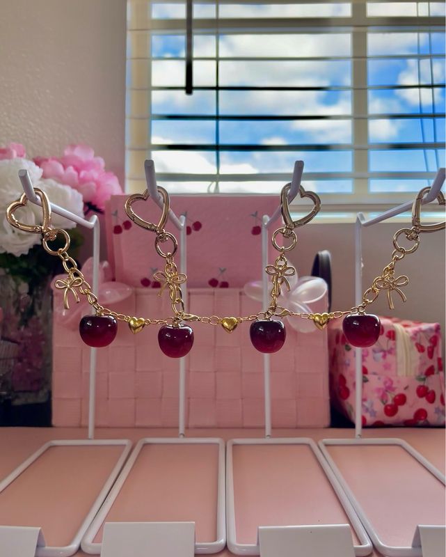 ✨NEW Gold Matching Quartet Cherry Bag Charm Set (4 Ppl )✨