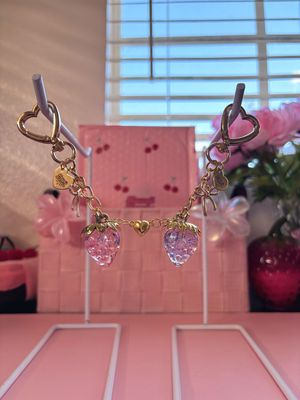✨NEW Gold Pink &amp; Purple Matching Strawberry Heart Connecting Bag Charm Keychain Set