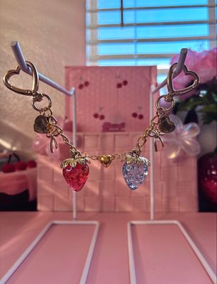 ✨NEW Gold Red & Blue Matching Strawberry Heart Connecting Bag Charm Set