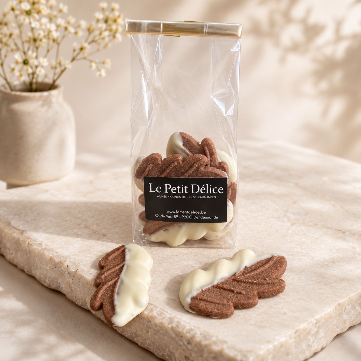 Herfstblaadjes cacao met echte boter en witte chocolade - 100gr