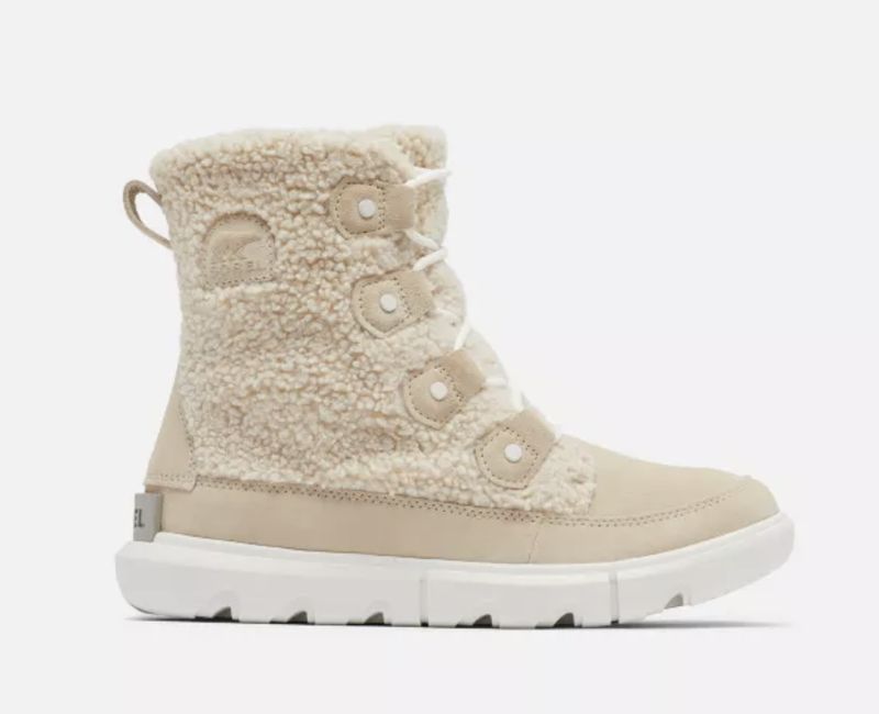Sorel explorer next Joan cozy