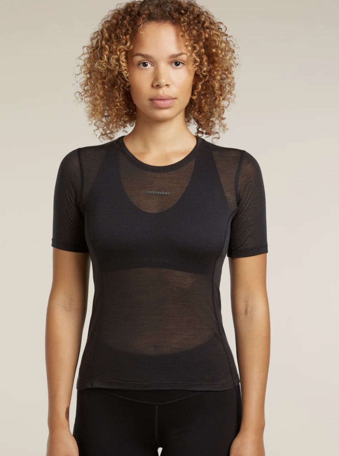 Women Merino Blend 75 Cool-Lite Featherlight SS Crewe, Colour: BLACK, Size: Small