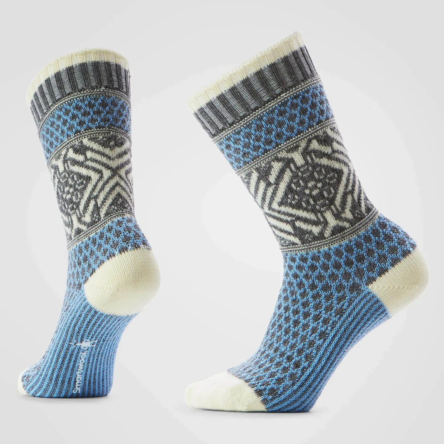 Women's Everyday Cozy Popcorn Snowflake Crew Socks, Colour: SERENE BLUE, Size: S