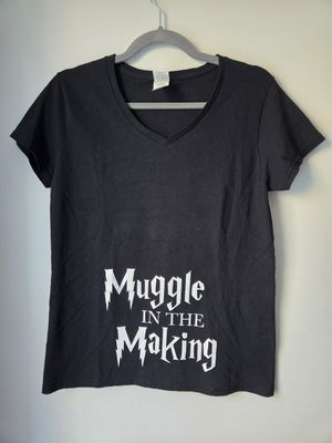 Harry Potter Themed T-Shirt &quot;Muggle in the Making&quot; Women&#39;s Medium (M) Black - GU