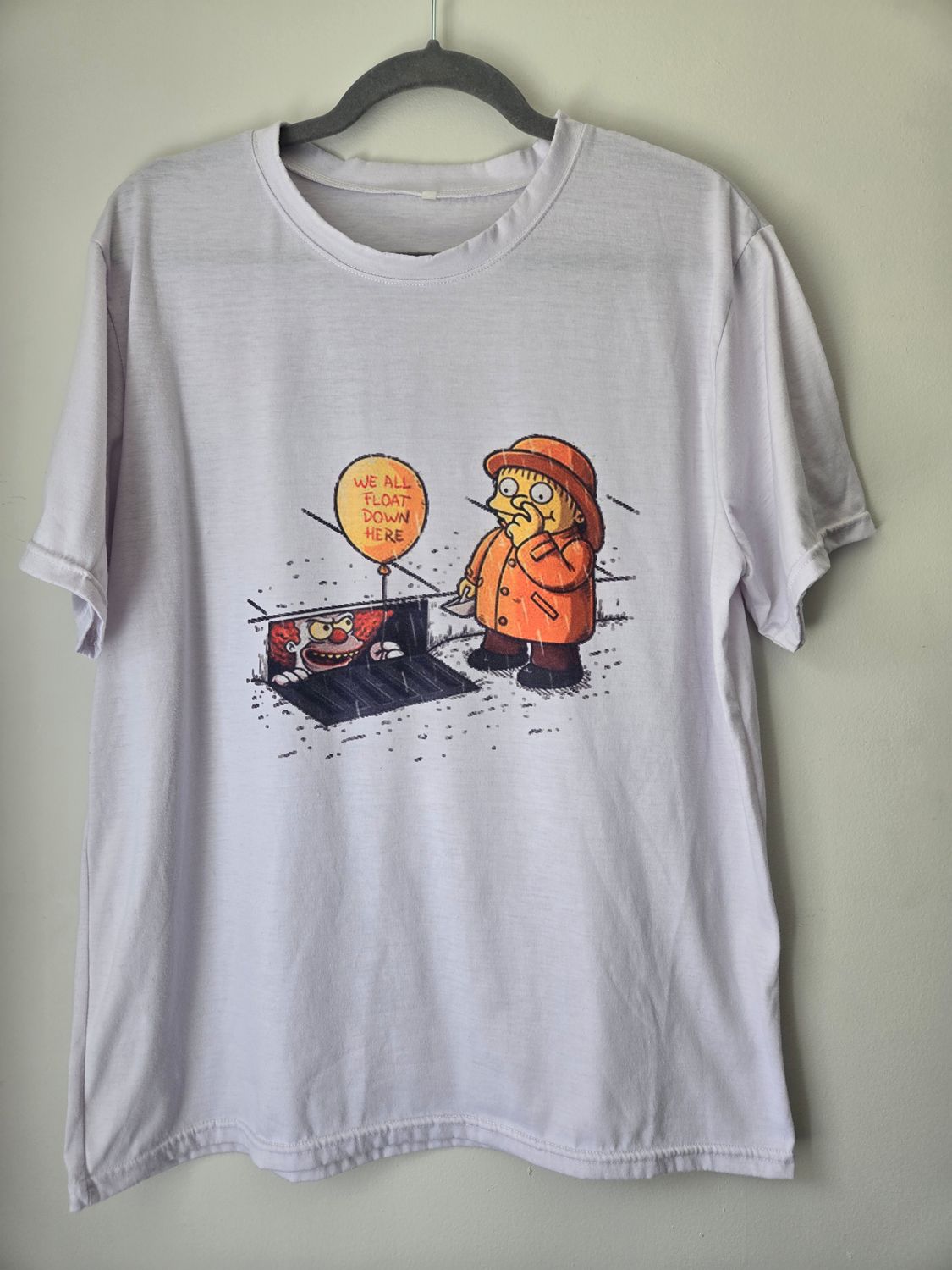 Horror Themed: The Simpsons &quot;We all float down here&quot; (scene from IT with Krusty the Klown) Graphic T-Shirt Men&#39;s Large White - E