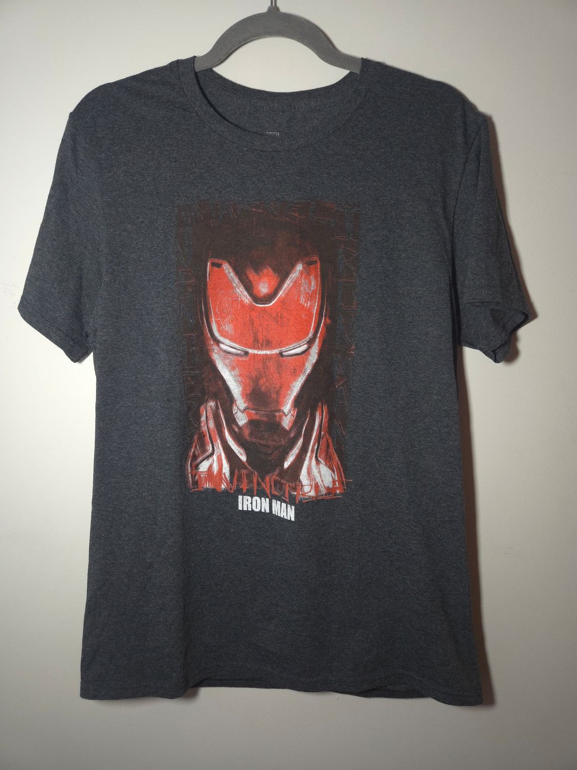 Marvel Avengers Endgame: Iron Man Men&#39;s Medium (M) T-Shirt Dark Grey - GU