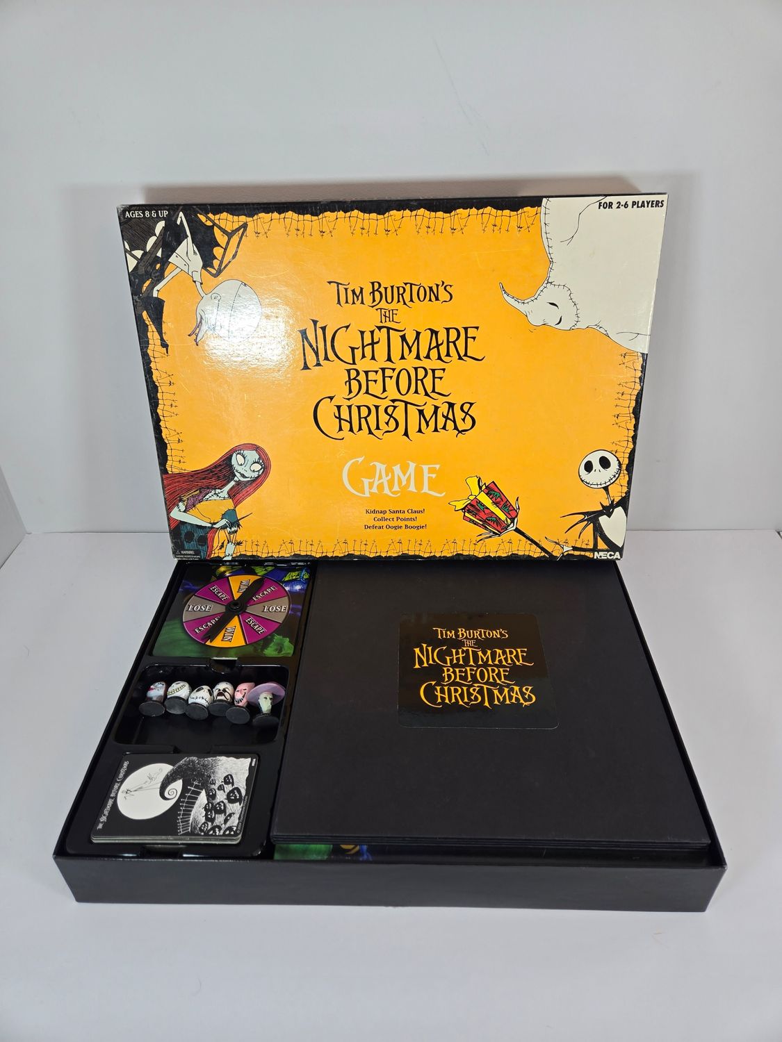 Tim Burton&#39;s The Nightmare Before Christmas Board Game NECA Complete &amp; Preowned (2004)