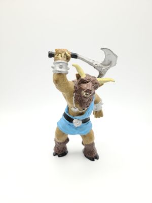 1984 Minotaur of the Maze - Vintage Dungeons and Dragons LJN