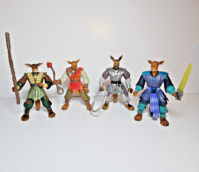 Warriors of Virtue 1996 - 4 figurines complètes de LBEI (Lai, Chi, Yee &amp; Yun)