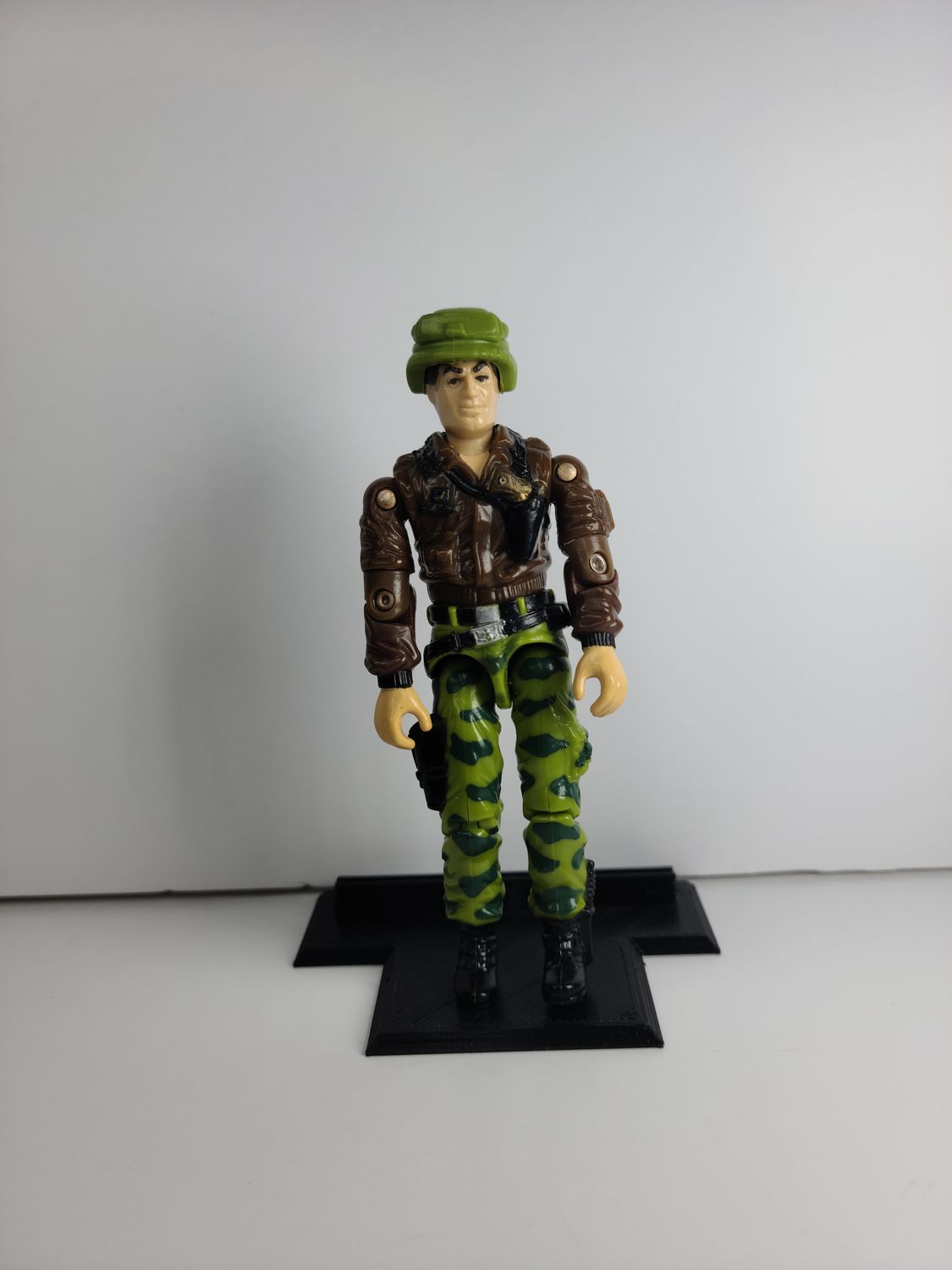 1986 HAWK with 1 accessory - vintage G.I. Joe action figure Hasbro